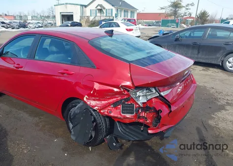 2023 Hyundai Elantra Sel z USA, uszkodzony, nr VIN KMHLS4AG5PU459856